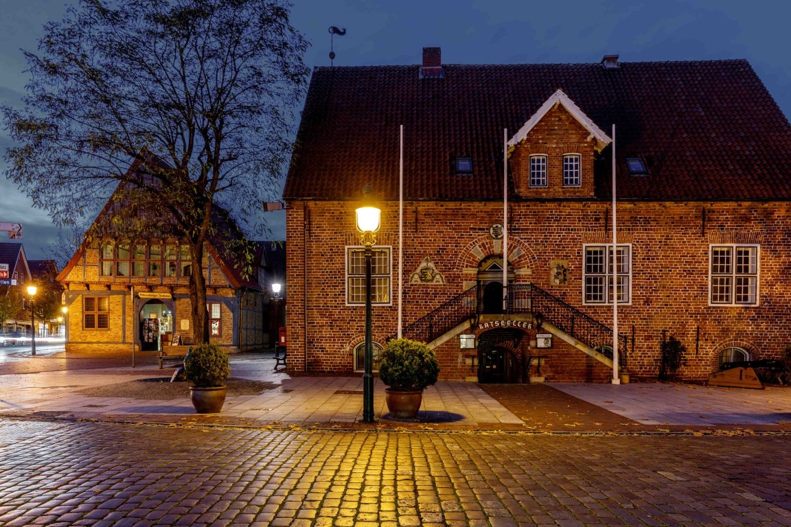 Rathaus am Abend