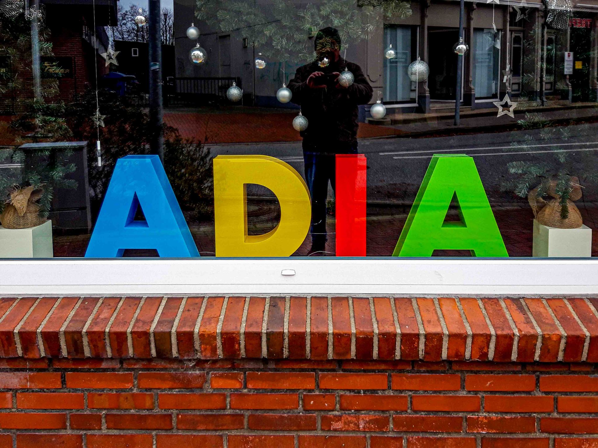 Adia